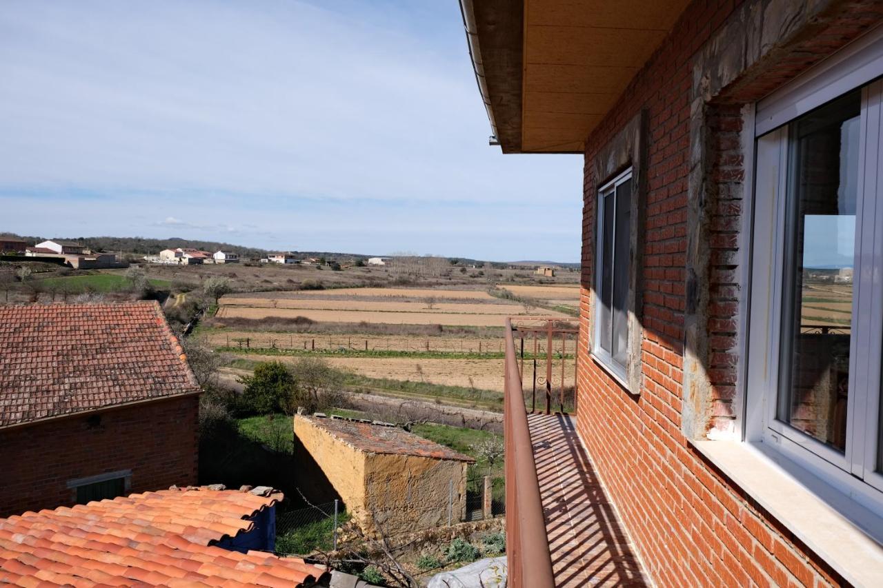 Ferienwohnung Lar Do Vento Calzadilla de Tera Exterior foto